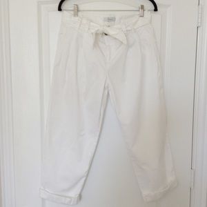 Express white Capris